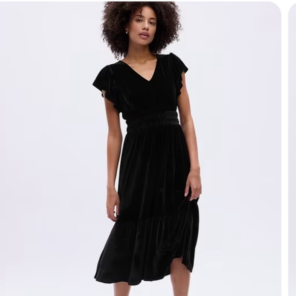 GAP Dresses & Skirts - Velour Smocked Flutter Sleeve Midi Dress